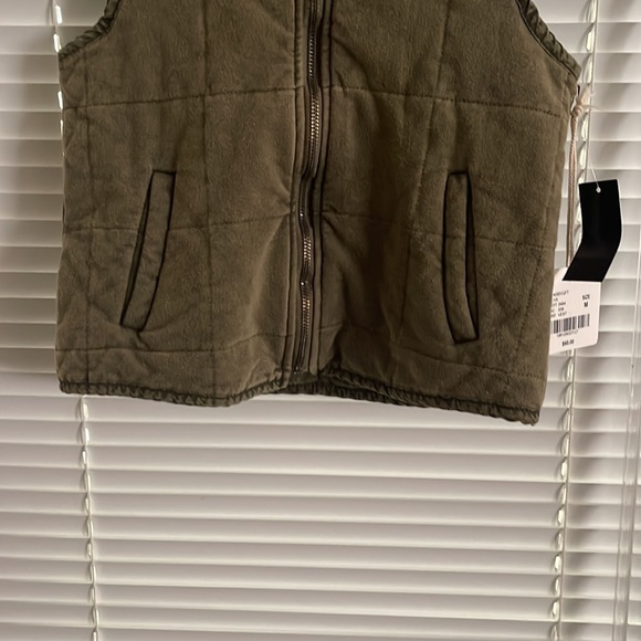 Chelsea & Violet Olive 100% Cotton Quilted Full Zip Stand Collar Vest - Picture 2 of 8